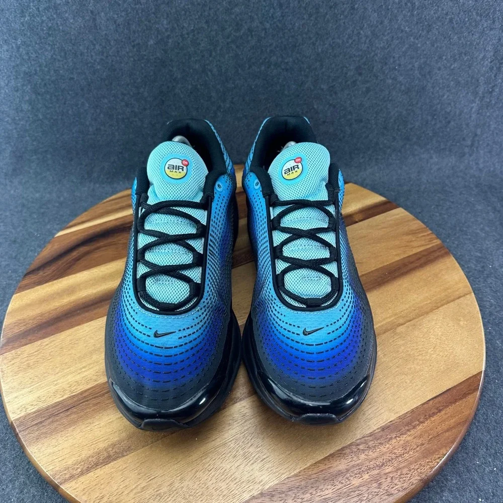 Nike Air Max DN SE Men's Size 11.5 Sky Blue Hyper Black New Running HM0810-401